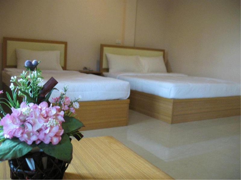 Photo of The Cozy 77, 3-star hotel in Bang Phlat