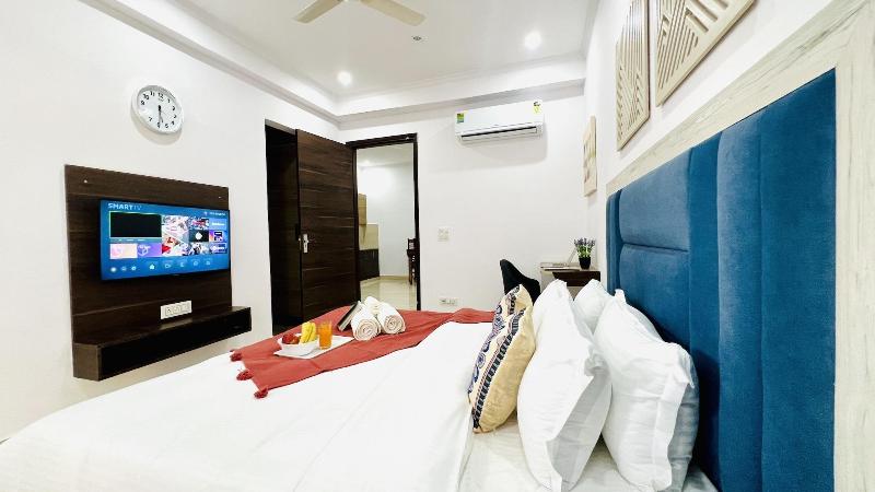 Photo of Zen Suites - Golf Course Road, 2-star hotel in Gurugram (and vicinity)