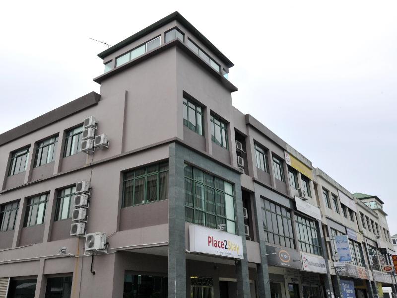 Place2Stay @ RH Plaza Hotel, Kuching exterior, 2-Star hotel in Kuching (and vicinity)