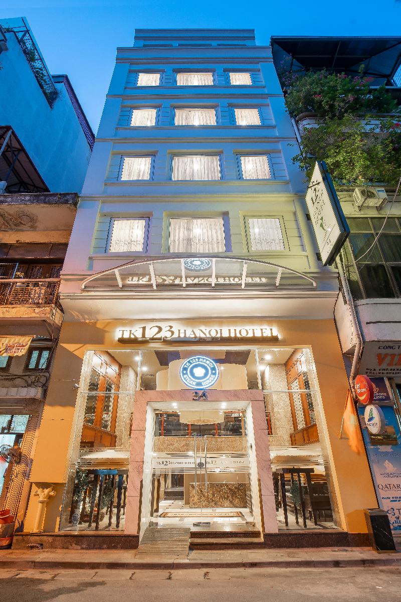 TK123 Hanoi Hotel, Singapore