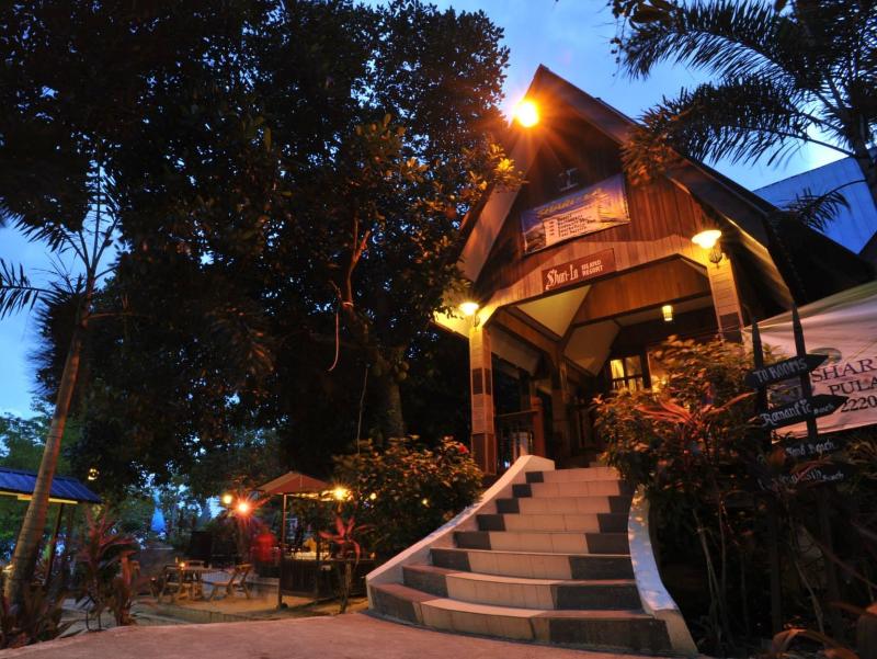 Photo of Shari-La Island Resort, 2-star hotel in Pulau Perhentian Kecil