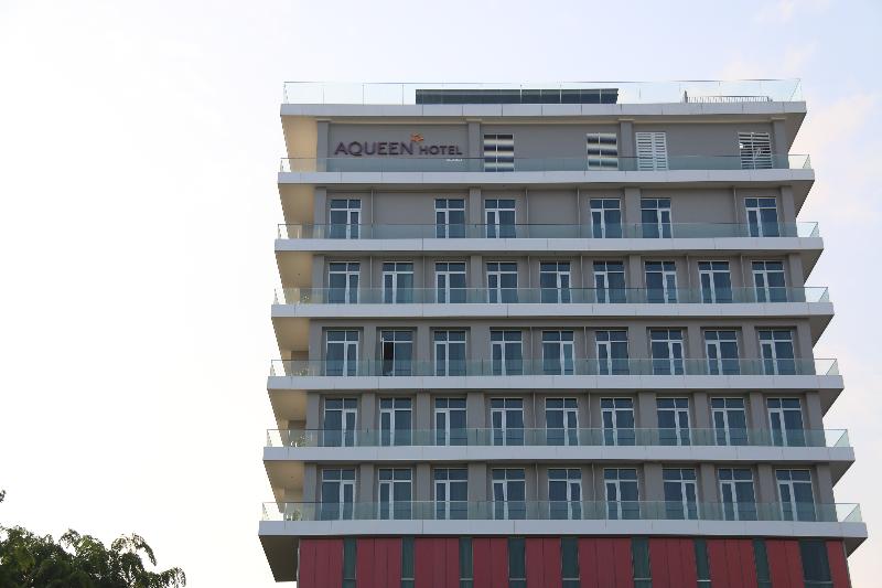 Aqueen Hotel Paya Lebar, Singapore
