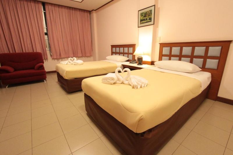 Photo of Rattana Park Hotel, 3-star hotel in Phitsanulok
