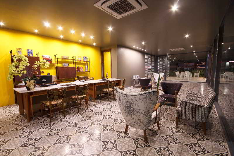 Photo of Rattana Park Hotel, 3-star hotel in Phitsanulok