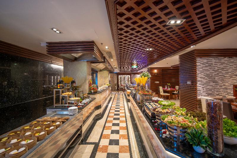 Samdi Grand Danang, Singapore