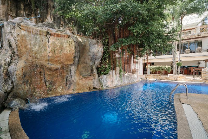 Photo of Bamboo Resort, 3-star hotel in Khanom