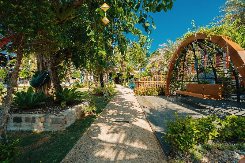 Photo of Rawayana West Villas & Kids Park, 4-star hotel in Nai Harn Beach