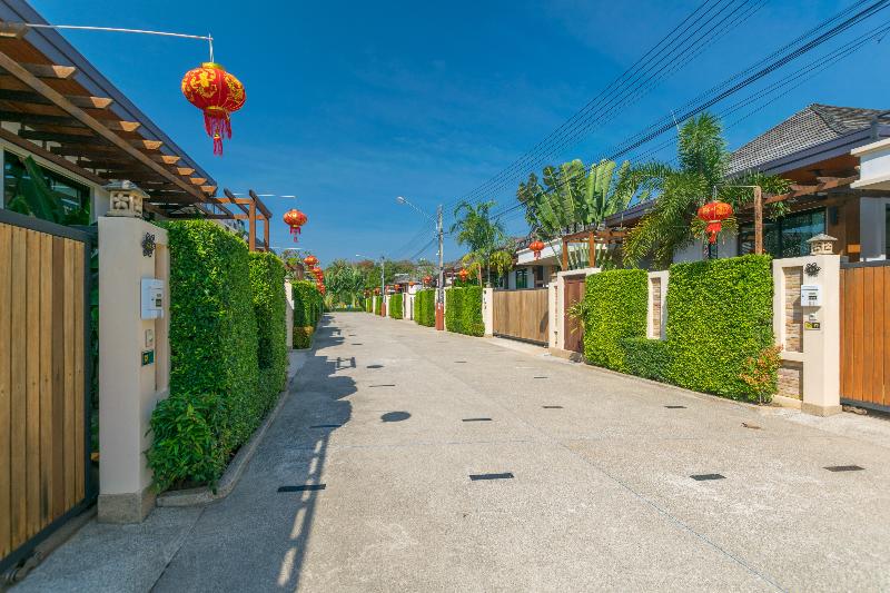 Photo of Rawayana West Villas & Kids Park, 4-star hotel in Nai Harn Beach