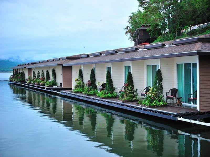 Photo of Nanaburi Hotel, 3-star hotel in Chumphon