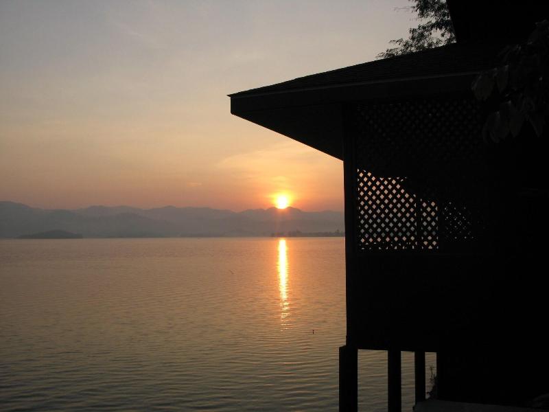 Photo of Nanaburi Hotel, 3-star hotel in Chumphon