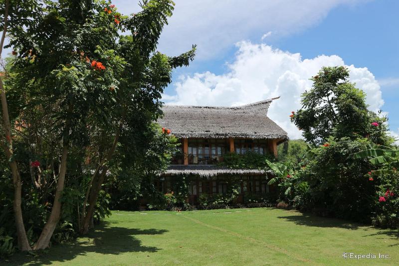 Photo of Coco Grove Beach Resort, 4-star hotel in Dumaguete (and vicinity)