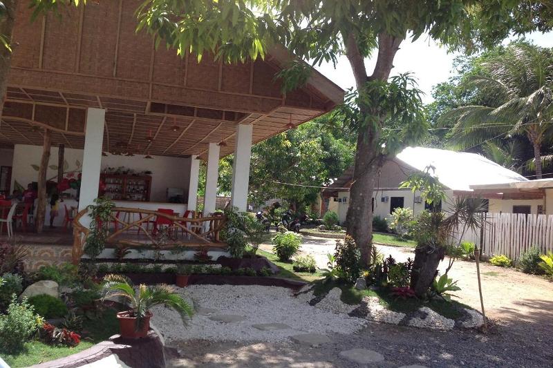 Casa Paliton Siquijor near Beach, 3-star hotel in Dumaguete (and vicinity)