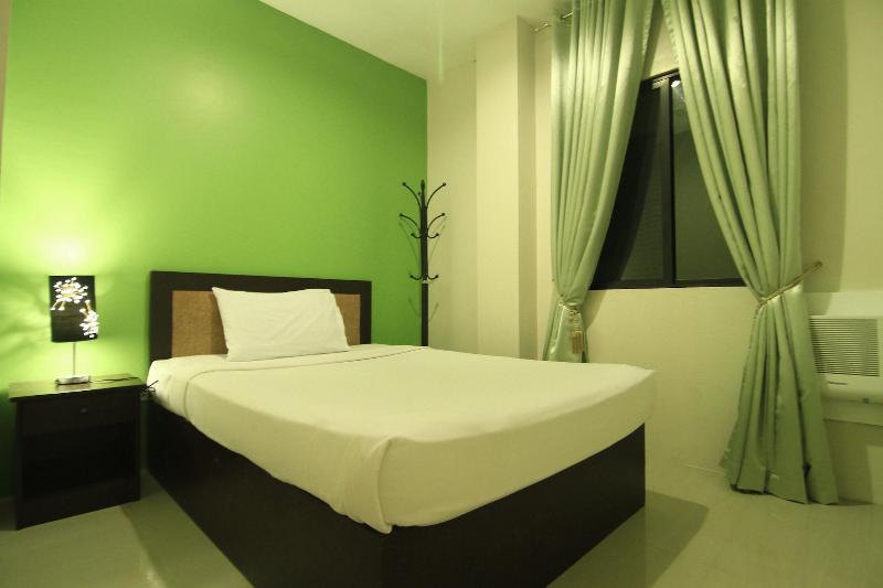 Urban Manor Hotel Annex exterior,  hotel in Roxas City