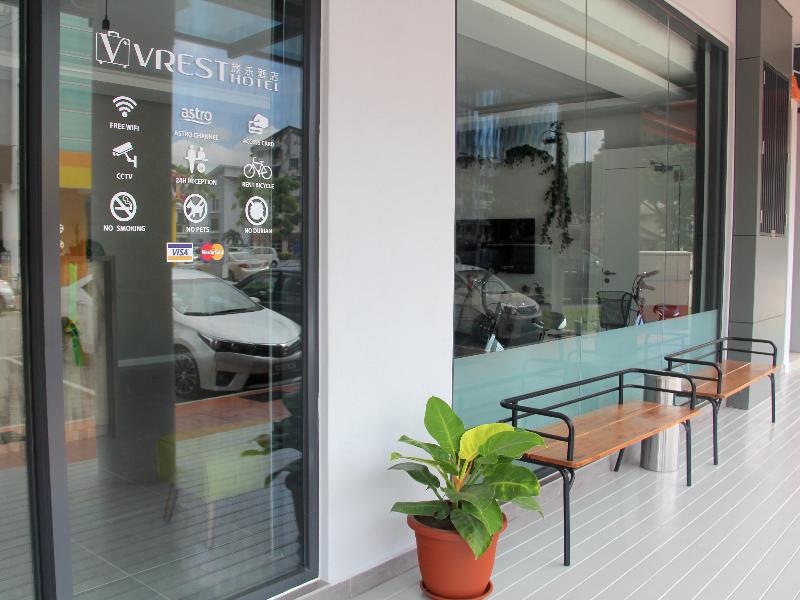 Vrest Hotel exterior, 3-Star hotel in Malacca
