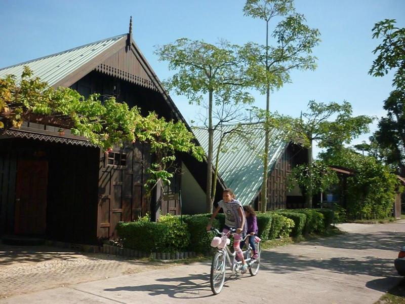 Boat Lagoon Resort, Singapore