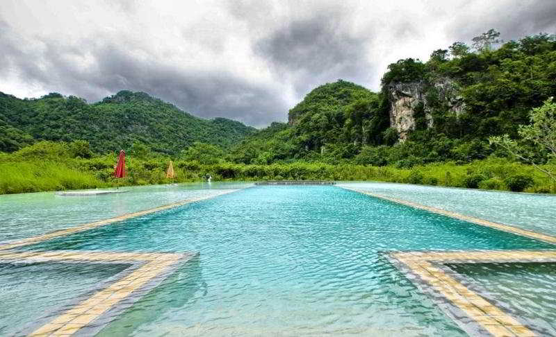 Photo of Avatarn Miracles Hotel, Uthai Thani, 4-star hotel in Ban Rai