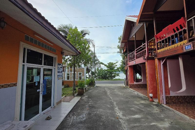 Photo of Ruean Mai KhiangLe Songkhla, 3-star hotel in Hat Yai (and vicinity)