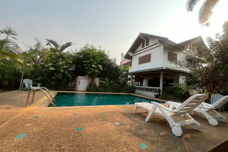 The Royal Shilton Resort, Singapore