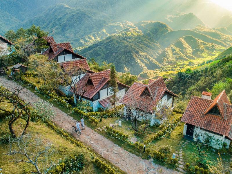 Sapa Jade Hill Resort & Spa, Singapore