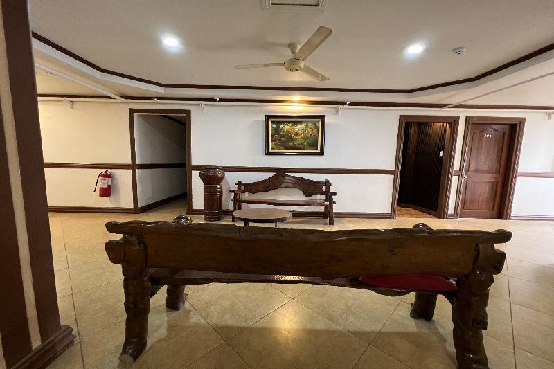 Photo of Rossa Hotel, 3-star hotel in Angeles City