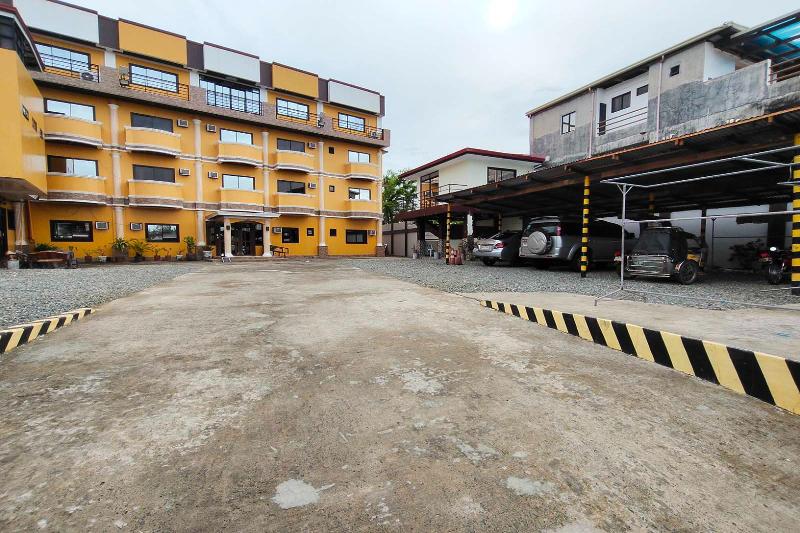 Photo of Sea Urchin Hotel near Hundred Islands, 1-star hotel in Alaminos