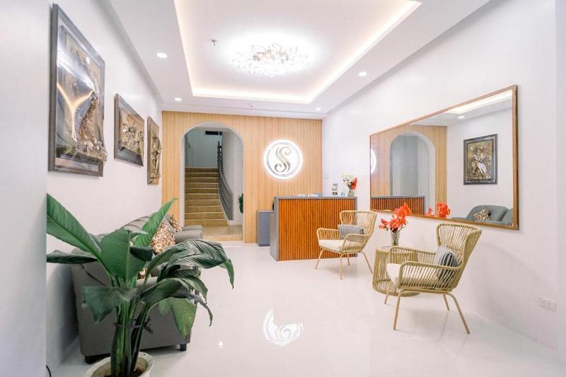 Photo of Sea Urchin Hotel near Hundred Islands, 1-star hotel in Alaminos