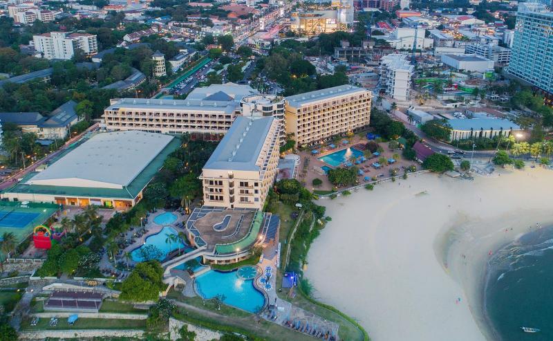 Photo of Dusit Thani Pattaya, 5-star hotel in Central Pattaya