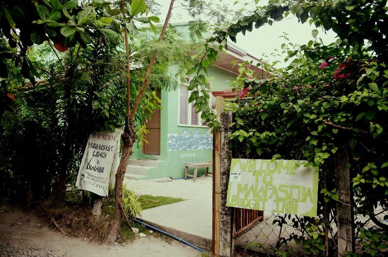 Photo of Malapascua Budget Inn, 2-star hotel in Cebu Island