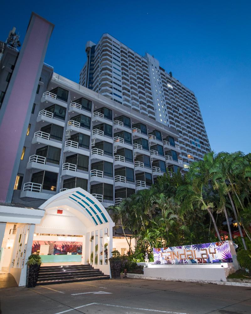 Sandalay Resort Pattaya, Singapore