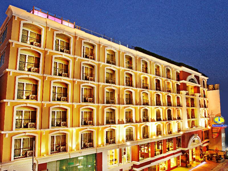 Intimate Hotel Pattaya, Singapore