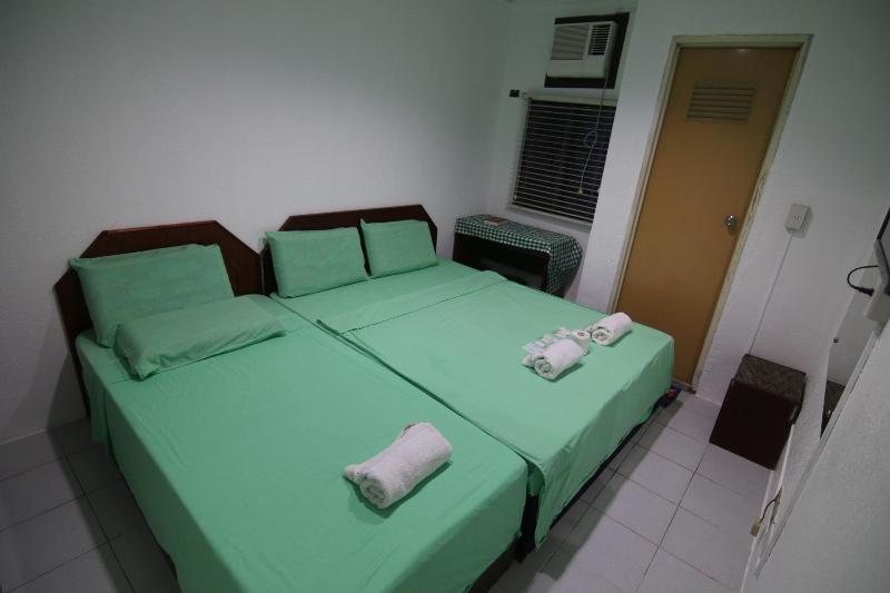 Photo of Hotel Juliano, 2-star hotel in Ermita