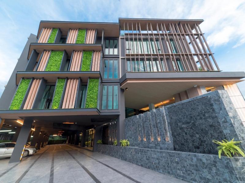 Pause and Play Hotel, Singapore
