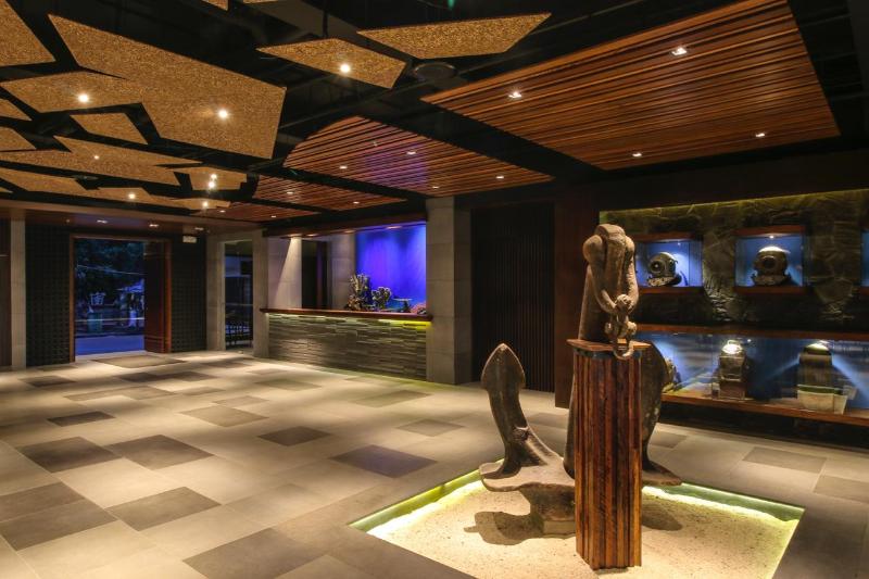 Photo of Two Seasons Coron Bayside Hotel, 4-star hotel in Coron