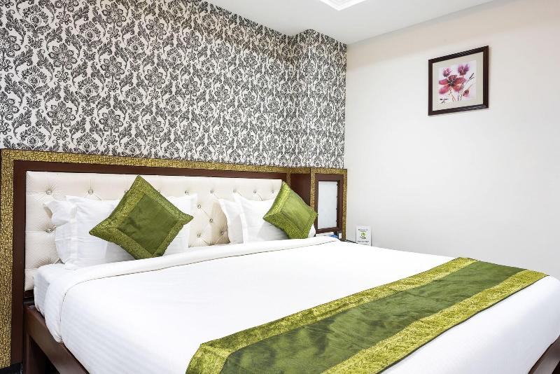 Treebo Empire exterior, 3-Star hotel in Vijayawada