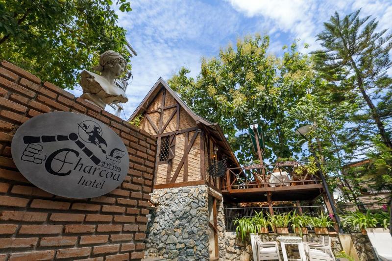 Photo of Le Charcoa Hotel, 3-star hotel in Chiang Mai