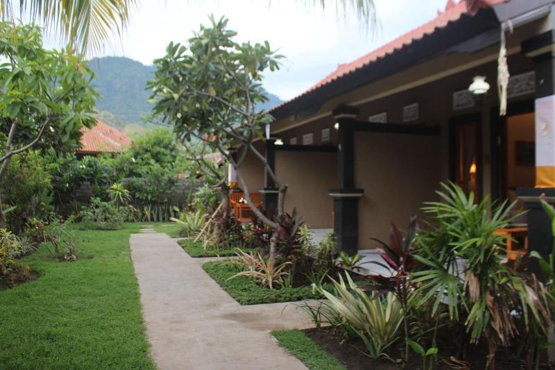 Pande Guest House Pemuteran, Singapore
