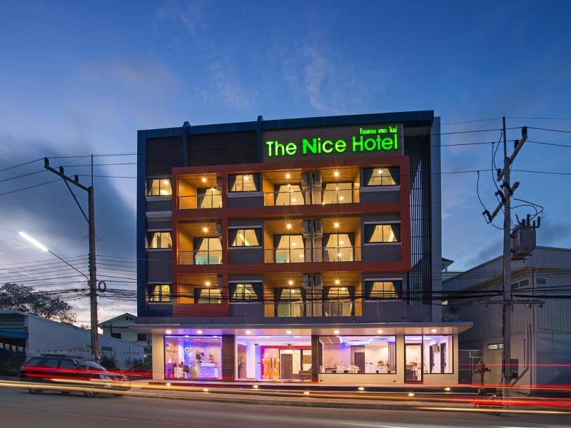 The Nice Patong Hotel, Singapore