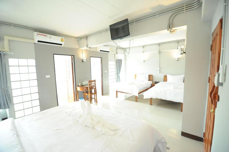 Photo of Nanya Hotel Chiang Mai, 3-star hotel in Chiang Mai