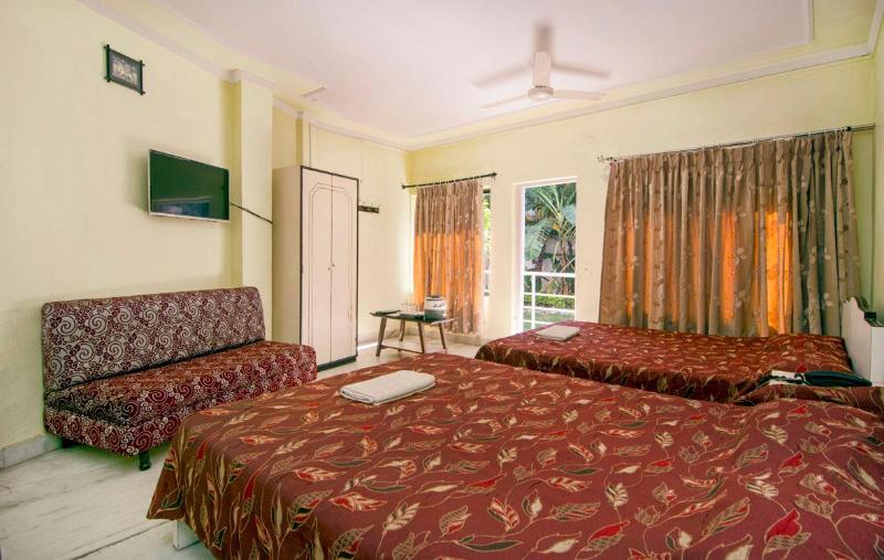 Hotel Dolphin, 3-star hotel in Kanthi