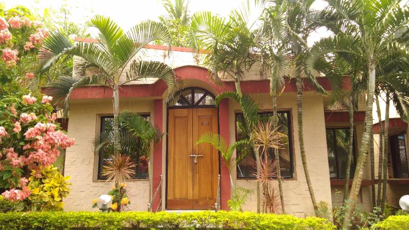 Photo of Hotel Dolphin, 3-star hotel in Kanthi