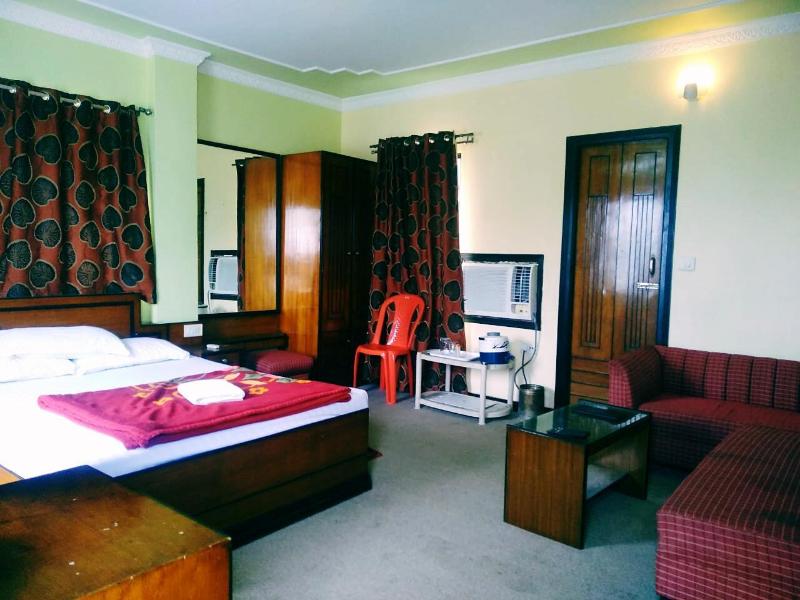 Photo of Hotel Dolphin, 3-star hotel in Kanthi
