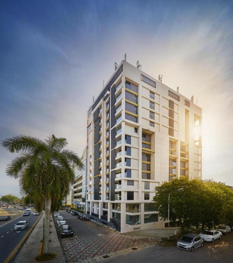 Tropics Eight Suites, Singapore