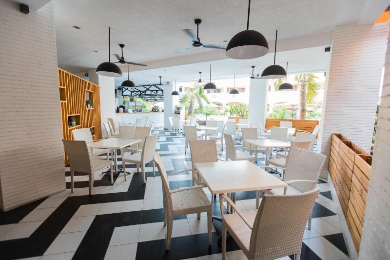 Photo of La Maja Rica Hotel, 3-star hotel in Tarlac