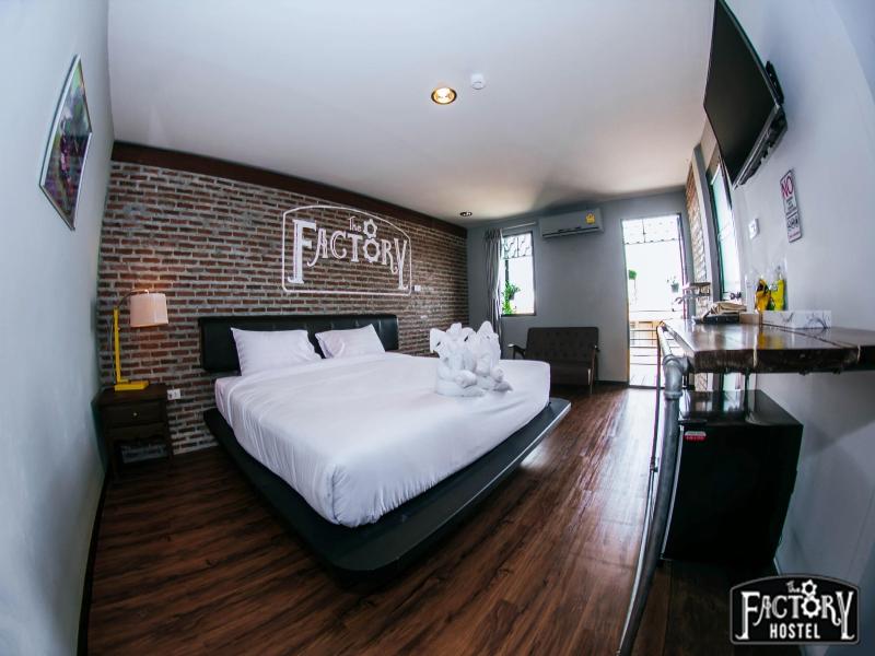 Photo of The 8 Factory Hotel Phitsanulok, 3-star hotel in Phitsanulok