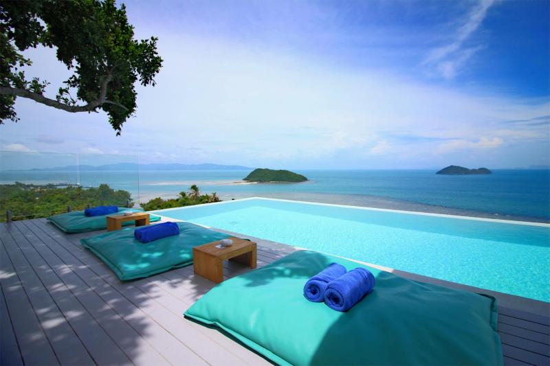 Bluerama Resort, Singapore