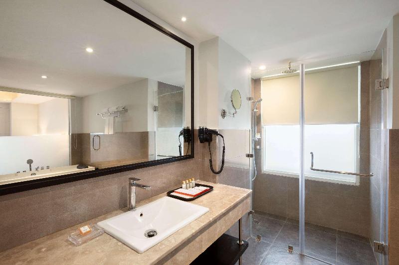 Photo of Ramada Encore by Wyndham Jalandhar, 4-star hotel in Jalandhar (and vicinity)