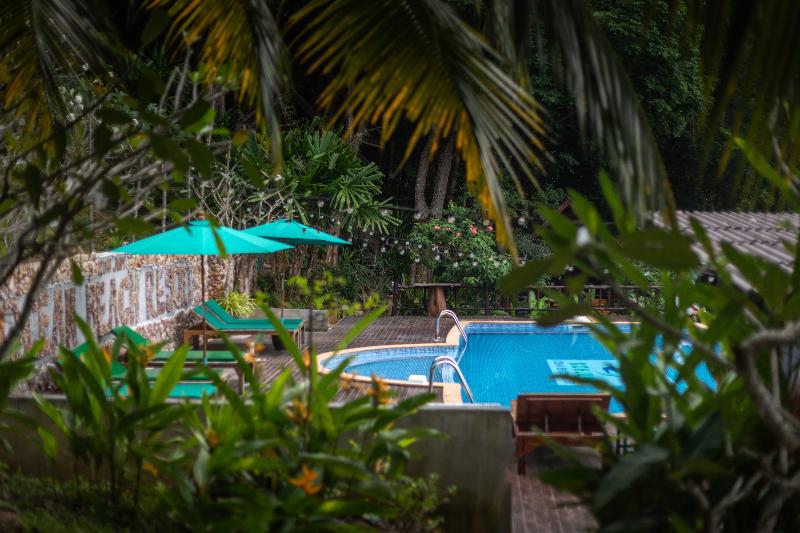 Photo of Koh Jum Ocean Beach Resort, 3-star hotel in Krabi - Trang (provinces)