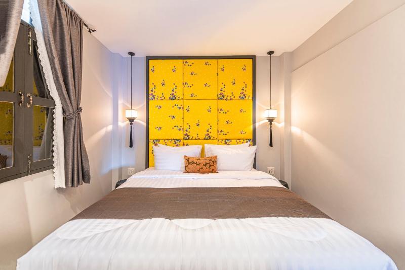 Photo of Rueangrat Hotel, 2-star hotel in Ranong