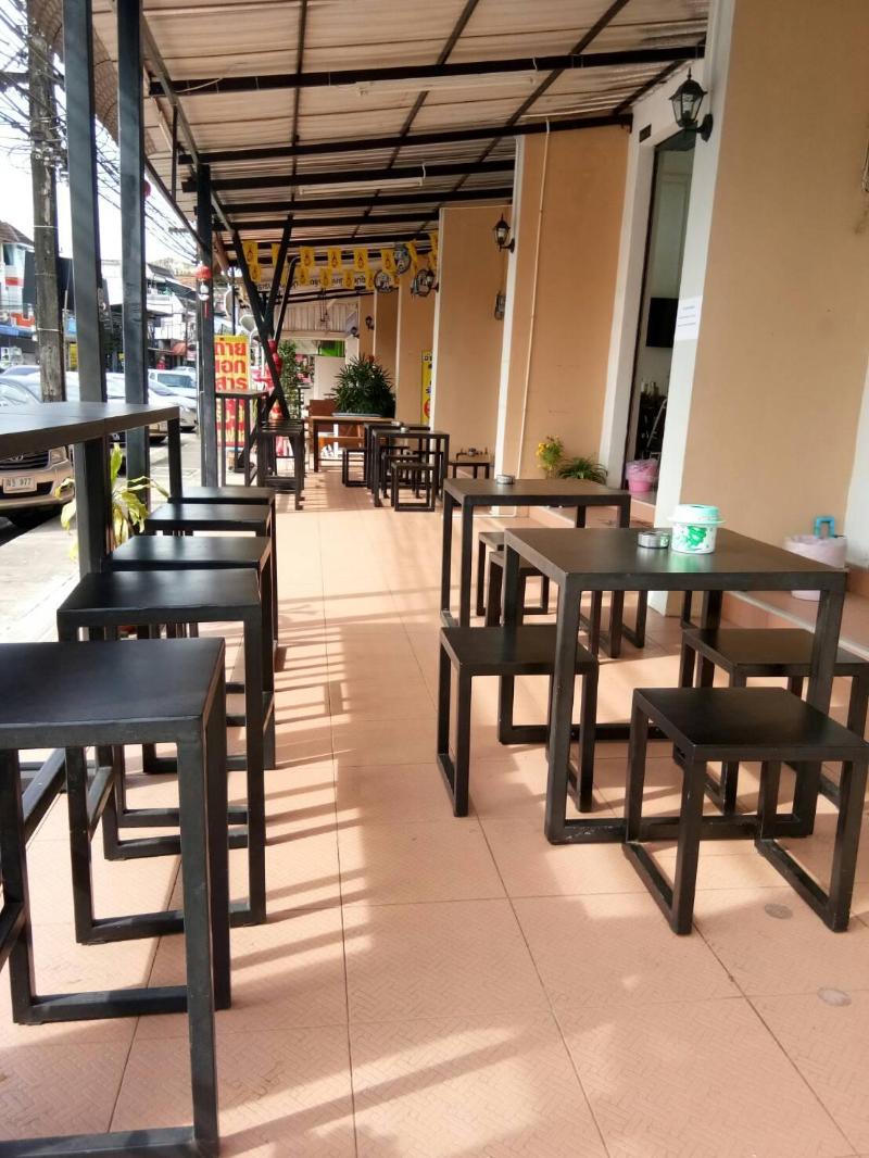 Photo of Rueangrat Hotel, 2-star hotel in Ranong