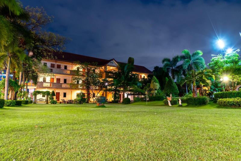 P.N. Gold Resort exterior, 2-Star hotel in Pattaya (and vicinity)